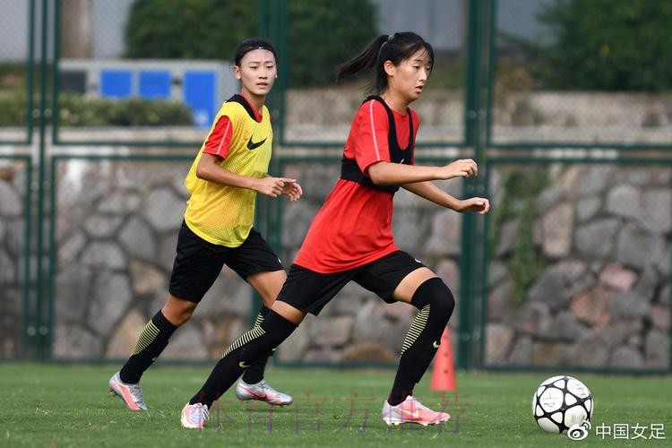 2020中国太平中国足协女甲联赛“乘风破浪,敢耀绽放” 2020中国太平中国足协女甲联赛“乘风破浪,敢耀绽放”